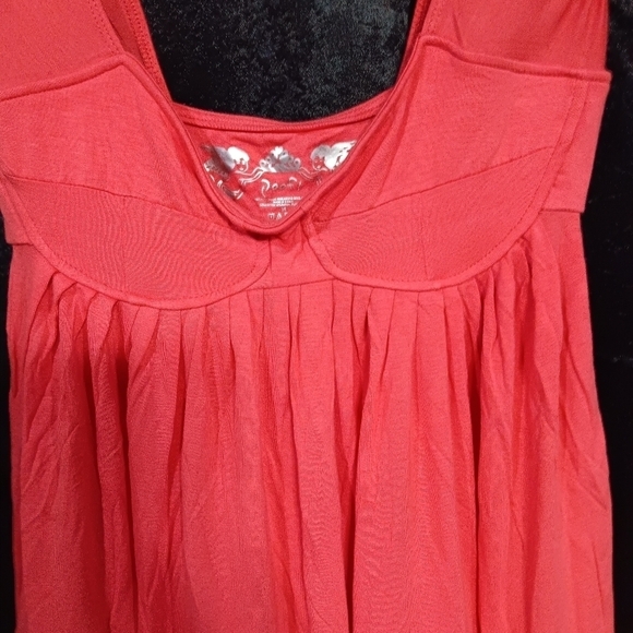 NWOT POOF! size medium sleeveless blouse - Picture 2 of 5
